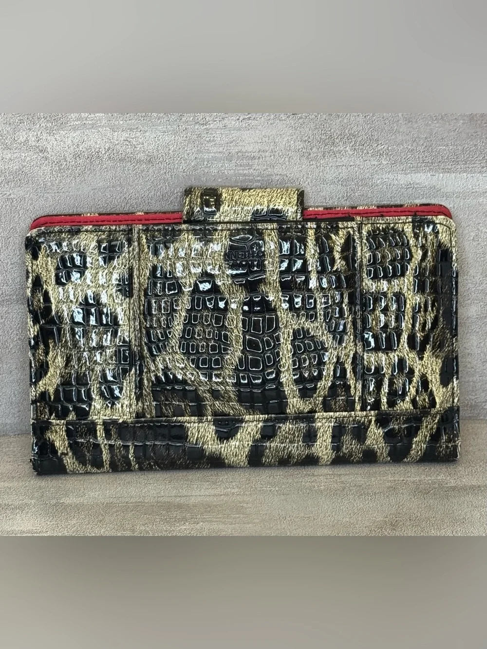 Kennith Cole Reaction Gold and Black Embossed Faux Leather Crocodile Wallet